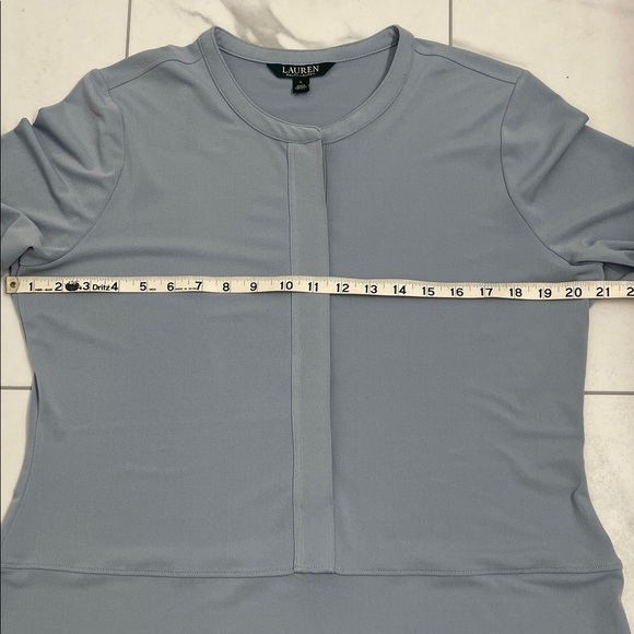 LAUREN Ralph Lauren Women's Light Blue Tunic Blouse Sz L - Picture 8 of 11
